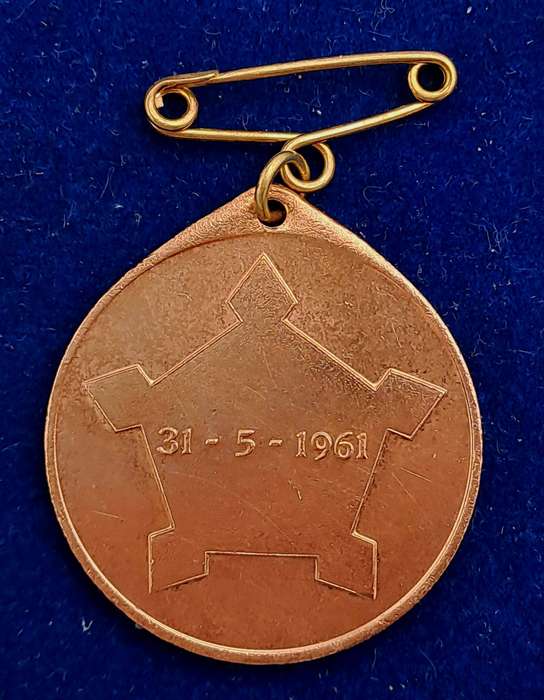 1961-05-31- South Africa -Medal - Formation of the Republic of South Africa