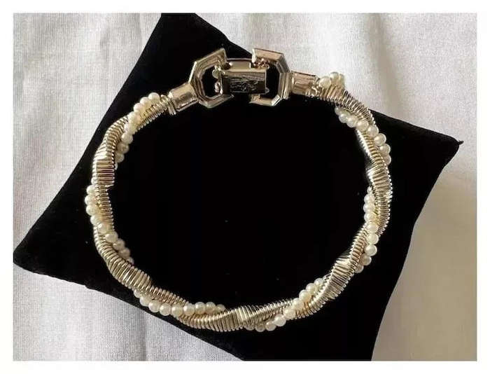 1940s Vintage Twisted Gold Tone Faux Pearls Bracelet by Pegasus CORO