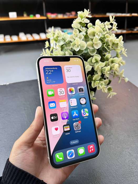 Apple iPhone 13 128GB White