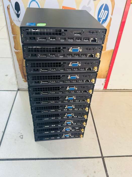 LENOVO THINKCENTRE M70Q GEN 3 CORE I5 12400T @ 1.80GHZ 8GB RAM 256GB NVME TINY PC