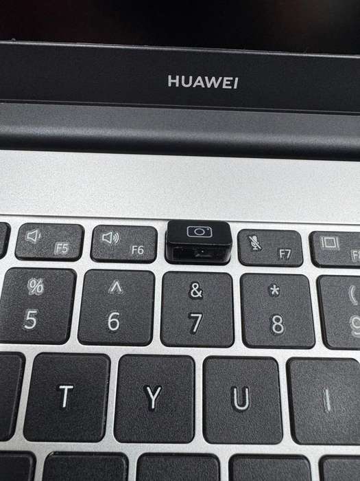 Huawei Matebook D15 | AMD Ryzen 7, 8GB Ram, 512GB SSD, FHD, Win 11