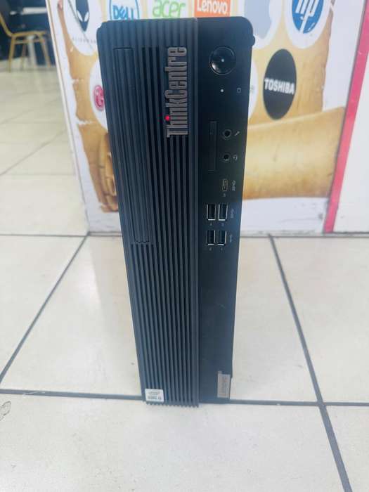 Lenovo Think Centre M70s Desktop PC  Core i5-10400 / 8GB RAM / 256GB SDD / Win 11 Pro