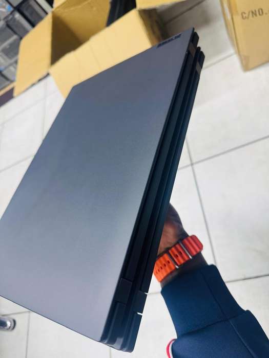Lenovo ThinkPad T16 Gen 1 Notebook PC  Core i7-1255U / 16.0 WUXGA / 32GB RAM / 512GB SSD Gen 4x4