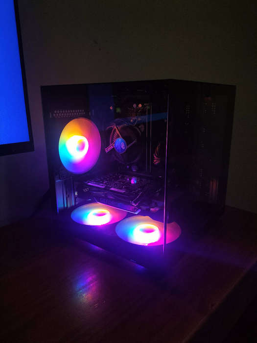Gaming PC  i5 + GTX 1660 Ti + 16GB RAM  Clean Build, RGB Case