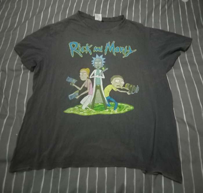 Men's T shirt