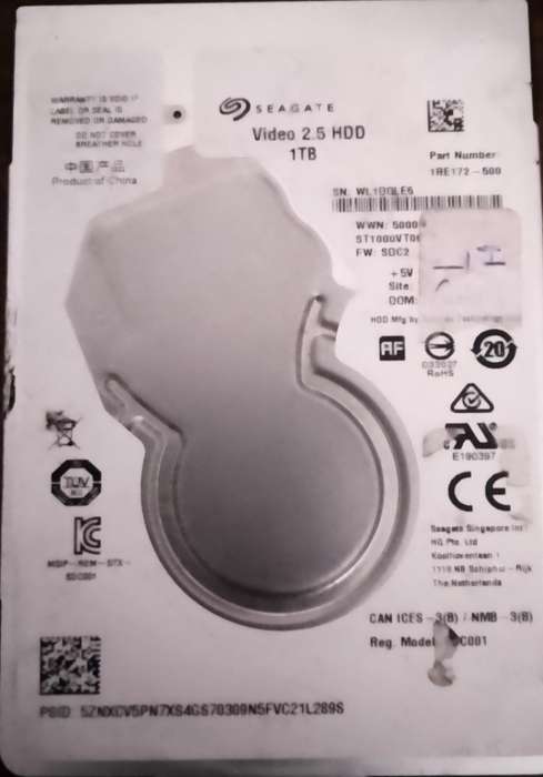 SEAGATE 1 TB Hard drive