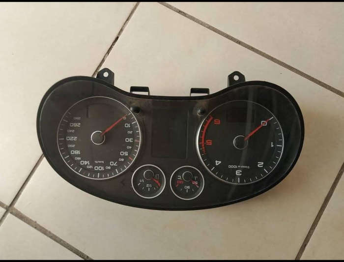 Datsun Go lockset + clasta speedometer