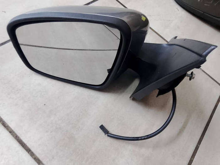 Renault kwid 2019 side mirror- Left side