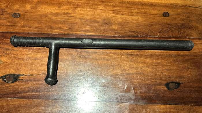 Tonfa Baton