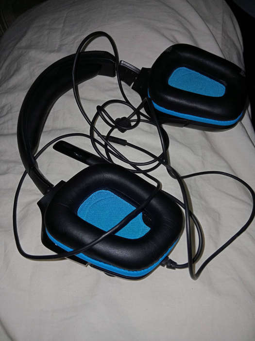 Logitech G432