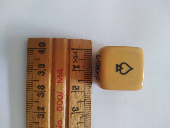 Vintage poker dice