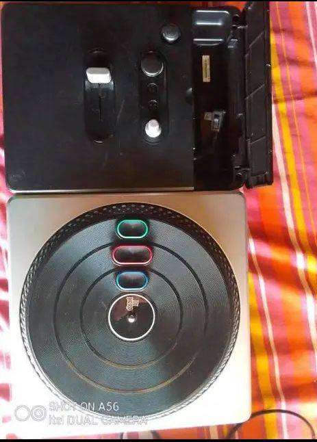 DJ Hero Wii Turntable Controller