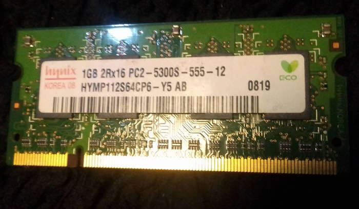 Hynix 1GB DDR2 2Rx16 PC2-5300S Laptop RAM
