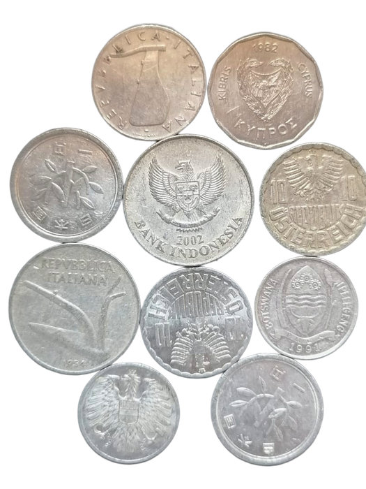 Mixed World Coin Lot  10 Lightweight Aluminium Coins from Around the World
