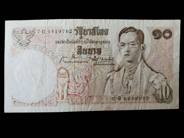 Vintage Thailand 10 Baht Banknote  Rare Collectible Currency Note (King Bhumibol)