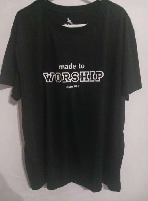T-shirt - Made to worship