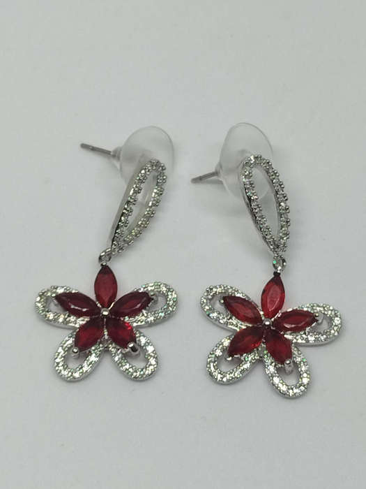 Earrings Ruby Red set of 2