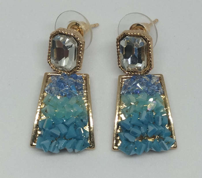 Beautiful Blue Ombre Earrings Set of 2