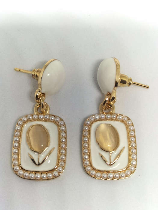 Earrings white and green set of 2