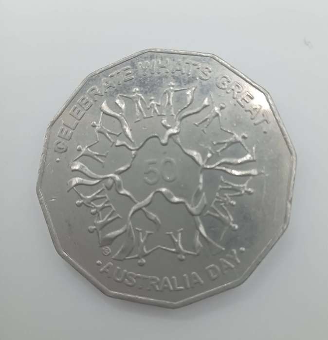 2010 AUSTRALIA ELIZABETH II 50 CENTS COIN