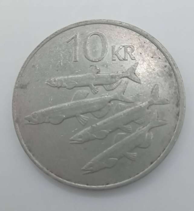 1984 ISLAND 10 KR- TIU KRONUR COIN