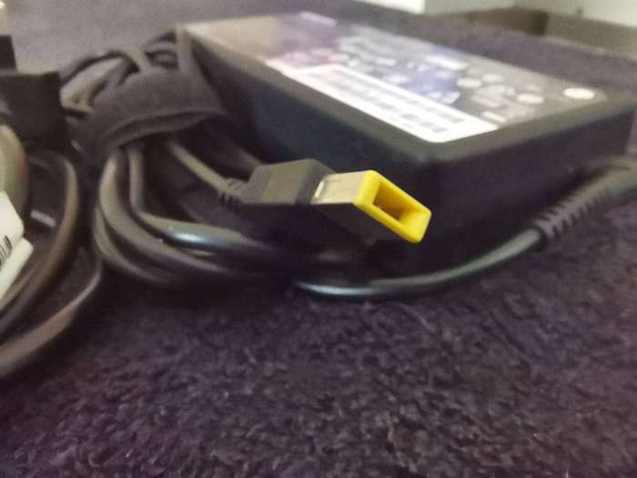 Lenovo 135W Slim-Tip AC Adapter (ADL135NLC3A)  Includes Power Cord (UK 3-Pin PlugAdapter Needed)