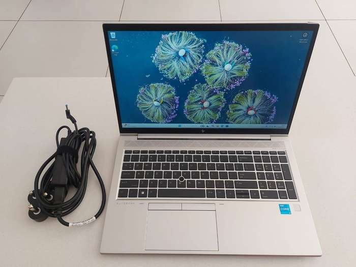 2021 HP EliteBook 850 G8 Core i5-1145G7 @2.60GHz 8GB RAM 256GB NVMe SSD