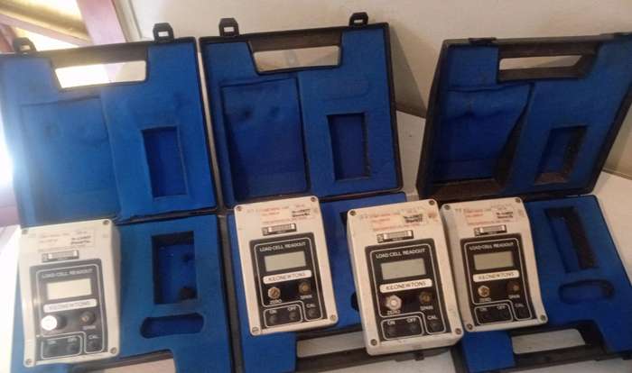 Digital load cell readout
