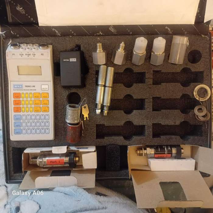 Wika Tronic Line Field Service Instrument-Pressure Calibrator