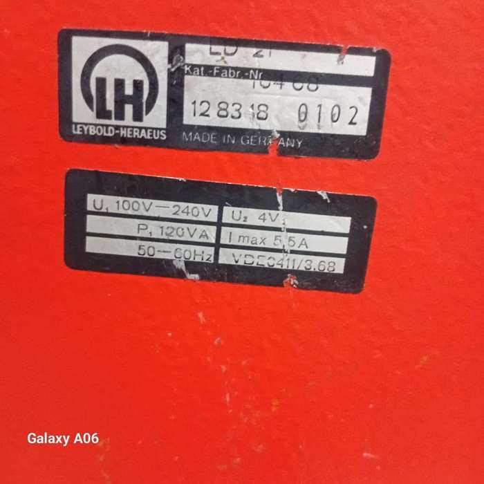 Leybold-Heraeus-21 Leak Detector Unit