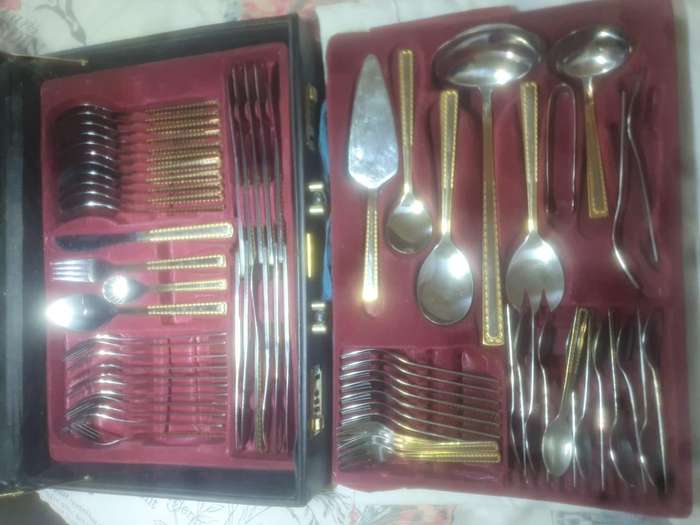 Vintage Solingen 18/10, 24 CT Gold Plated Cutlery Set in Briefcase