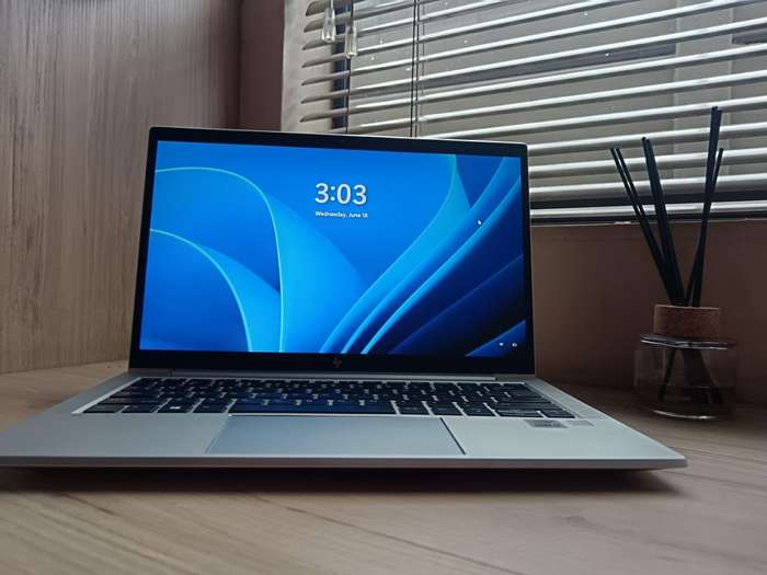 Hp EliteBook 830 G7 Intel Core i7 + Free Laptop Bag