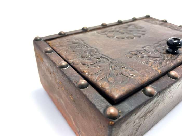 Antique Leather Jewellery / Trinket Box  Aged Charm with Semi-Restoration  Display Piece