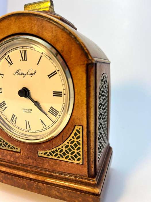 History Craft CERAMIC Mantle Clock  Classic Design  Perfect Working Condition