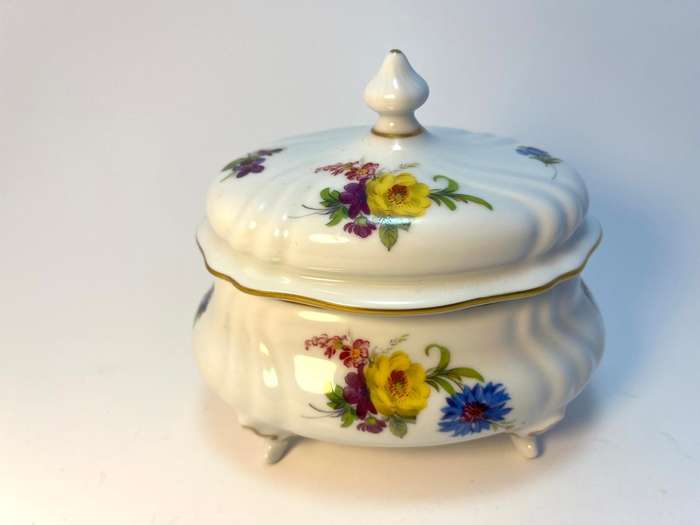 Vintage Weimar Oval Porcelain Casket | Wild Flowers Design (1970s, Germany)