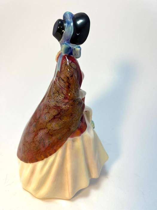 Vintage Royal Doulton Bone China Figurine  HN1988 Paisley Shawl