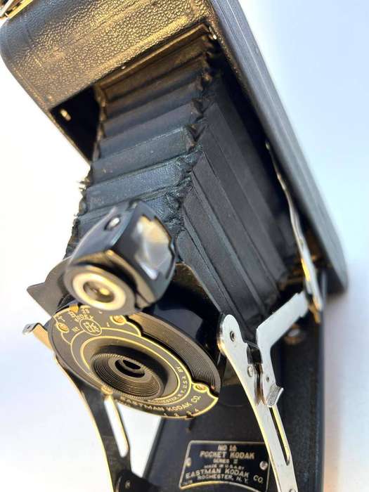 Kodak No.1A Pocket Autographic Series 2  Vintage Folding Camera (19221931)