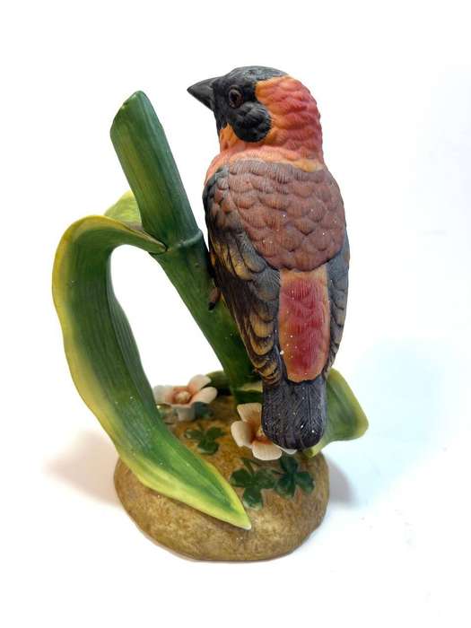 Heritage Porcelain Red Bishop Figurine  Euplectes Orix