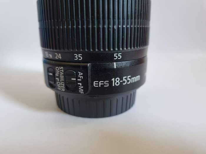 Canon EF-S 18-55mm f/3.5-5.6 IS II (READ)