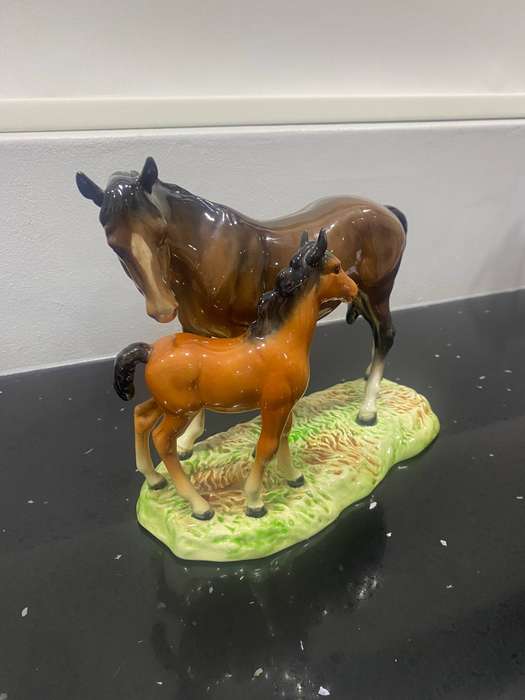Beswick Mare and Foal on Naturalistic Base