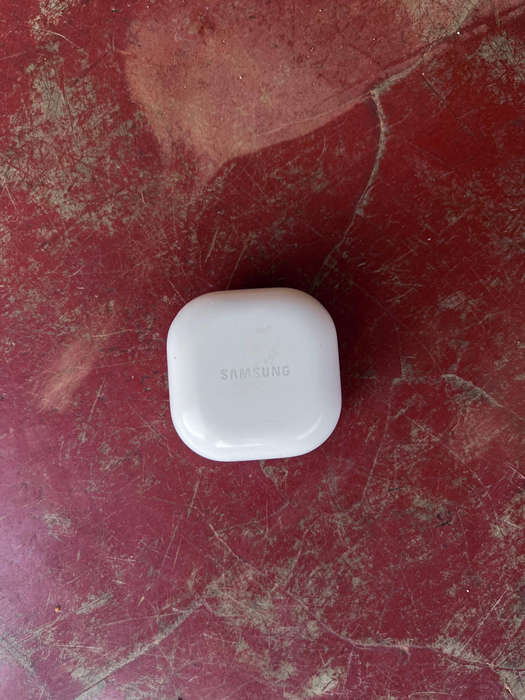 Samsung earbuds Fe