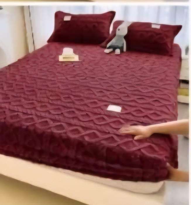 JUNIOR TRANDING / NEW 3 PICS GEOMETRIC MATTRESS PROTECTOR SETS