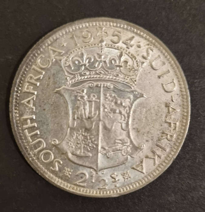 1954 Queen Elizabeth II - 2½ Shillings coin - heavily worn and tarnished