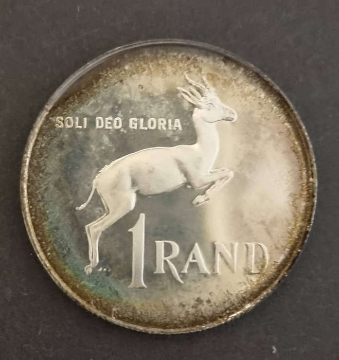 Rare 1968 proof R1 coin