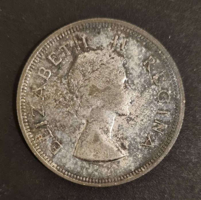 1954 Queen Elizabeth II - 2½ Shillings coin - heavily worn and tarnished