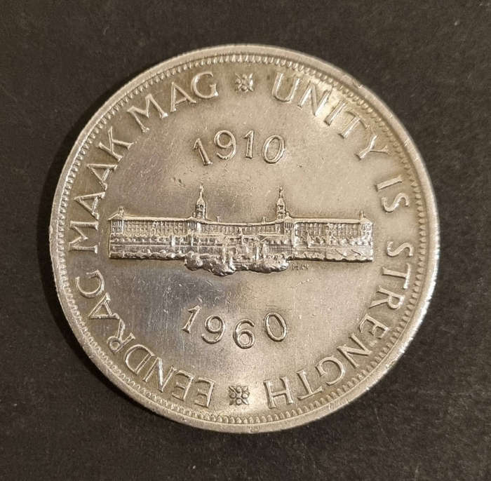 1960 - 5 shilling coin