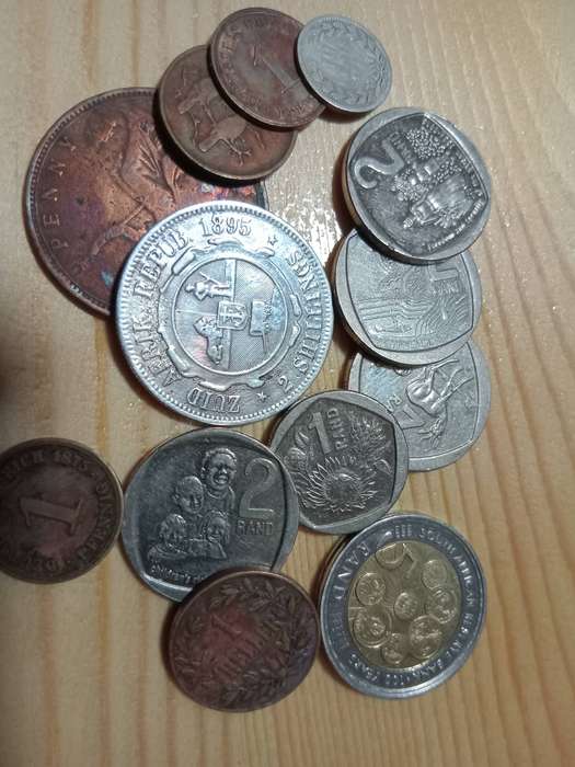 13 mixed coins quality as per photos