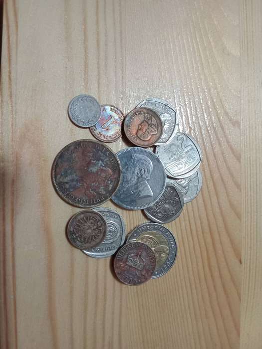 13 mixed coins quality as per photos