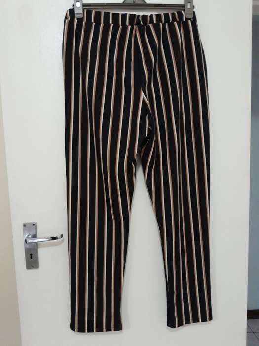 Ladies Black with brown/white stripped belted pants - casual - smart - size 38