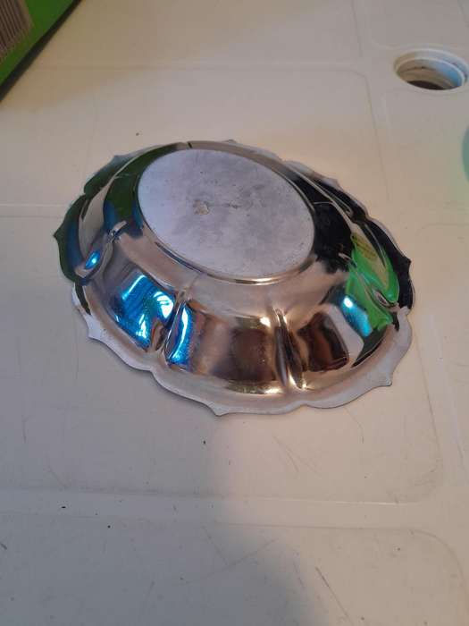 Vintage Stainless Steel Scalloped tray - 18x24cm - Made in Hong Kong